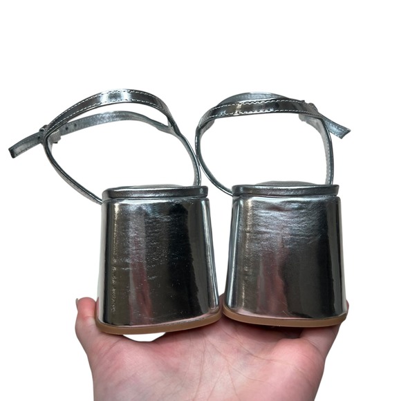 Reformation Zolanda Platform Wedge Strappy Sandal in Metallic Silver SZ 5.5 - Picture 6 of 9